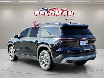 2024 Chevrolet Traverse LT
