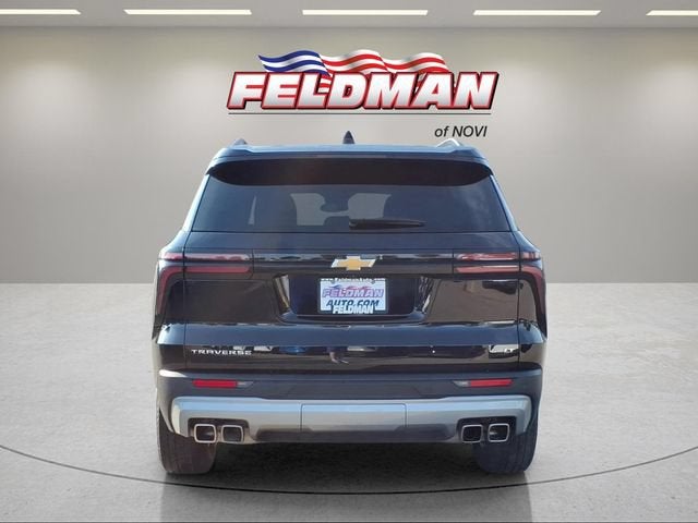 2024 Chevrolet Traverse LT
