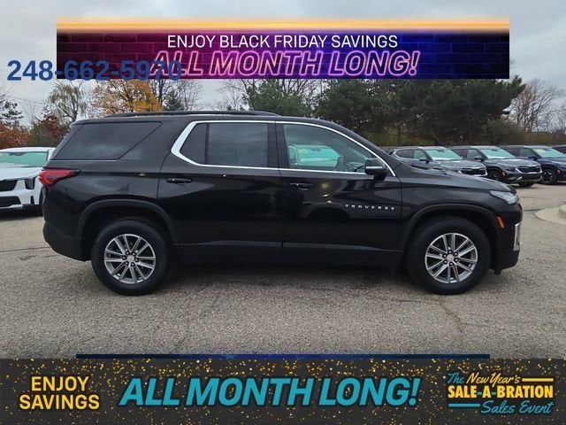 2023 Chevrolet Traverse LT Cloth