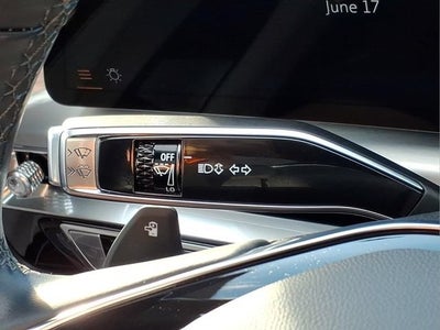 2024 Cadillac LYRIQ Luxury 2