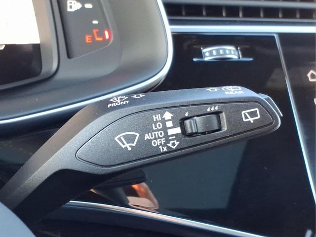 2026 Audi Q7 Premium Plus 55 TFSI quattro tiptronic