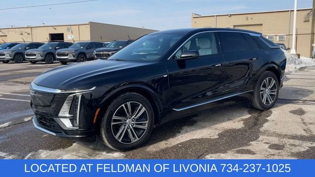 2024 Cadillac LYRIQ Luxury 1