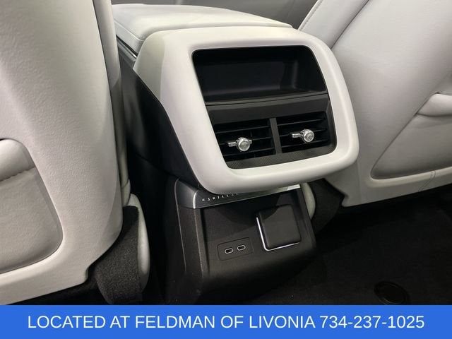 2024 Cadillac LYRIQ Luxury 2