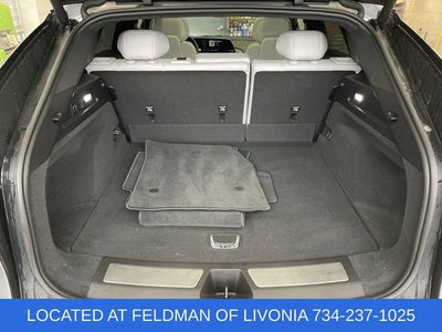 2024 Cadillac LYRIQ Luxury 2