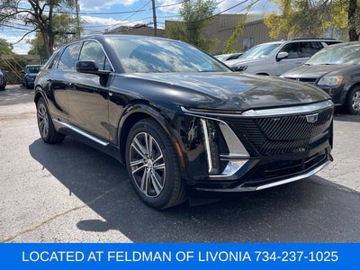 2024 Cadillac LYRIQ Luxury 2