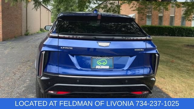 2024 Cadillac LYRIQ Luxury 2
