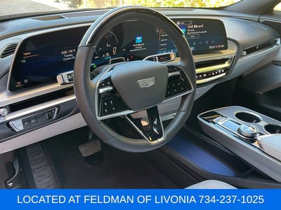 2024 Cadillac LYRIQ Luxury 2