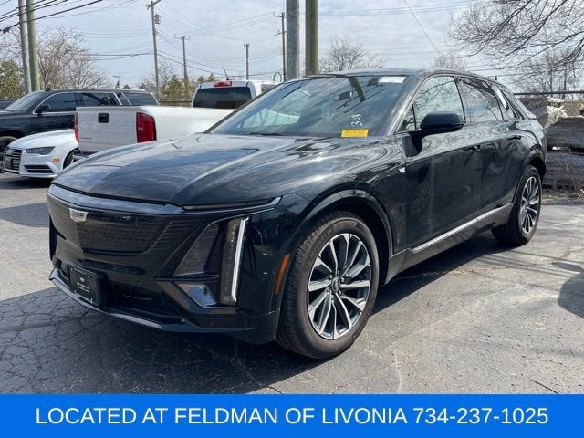 2024 Cadillac LYRIQ Sport 2