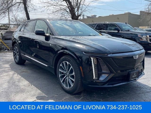 2024 Cadillac LYRIQ Sport 2