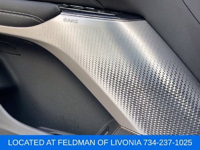 2024 Cadillac LYRIQ Sport 2