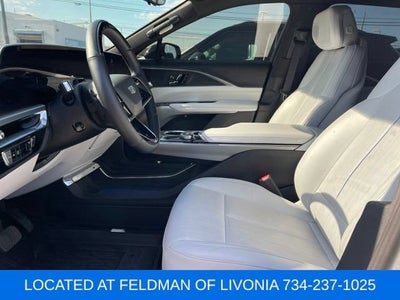 2024 Cadillac LYRIQ Sport 3
