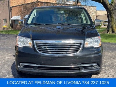 2015 Chrysler Town & Country Limited Platinum
