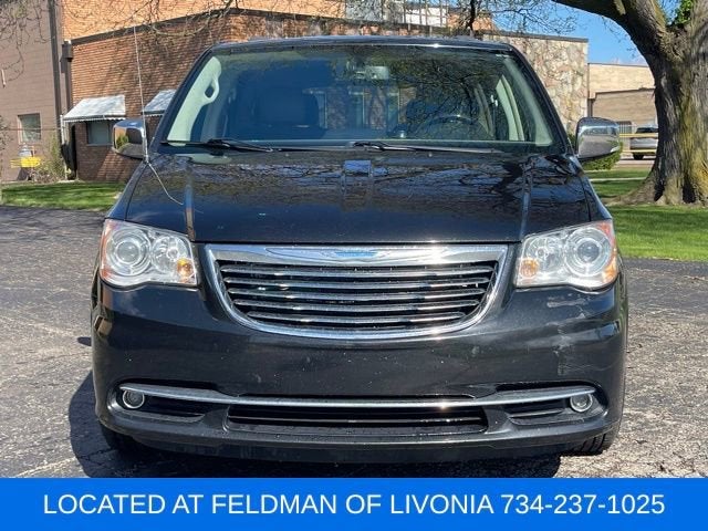 2015 Chrysler Town & Country Limited Platinum