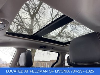 2023 Chrysler Pacifica Hybrid Limited