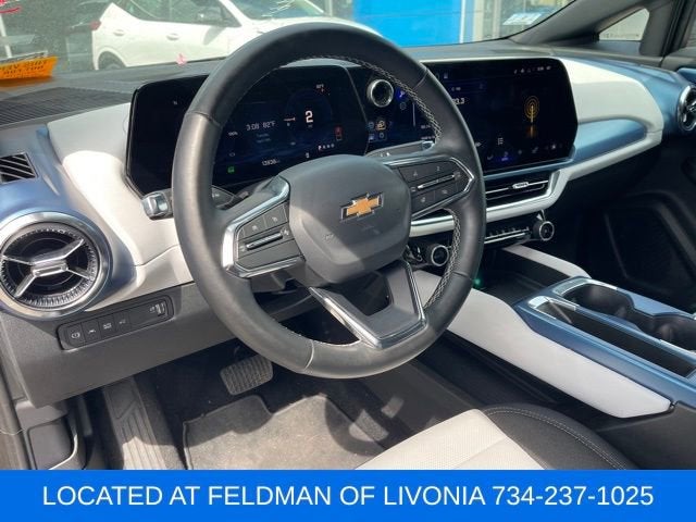 2025 Chevrolet Equinox EV LT