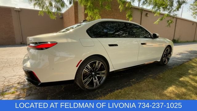 2023 BMW 760 i xDrive