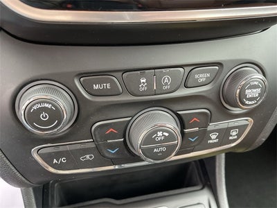 2019 Jeep Cherokee Overland