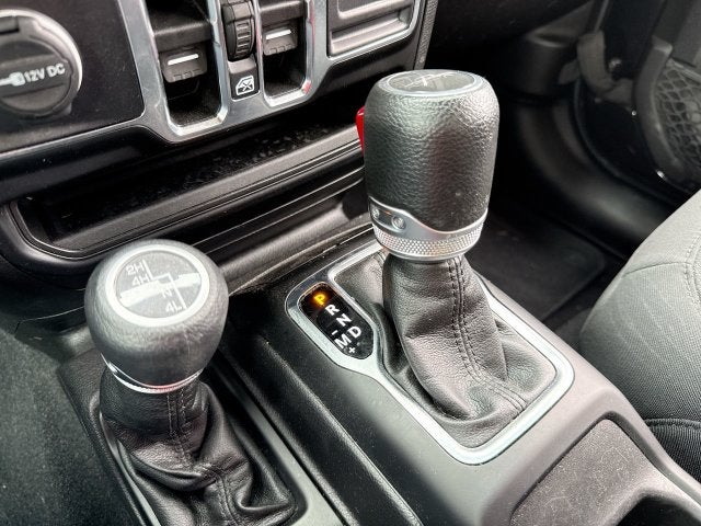 2022 Jeep Gladiator Sport