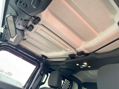 2022 Jeep Gladiator Sport