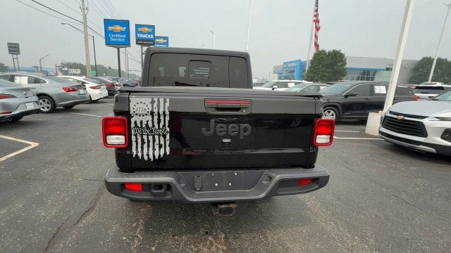 2022 Jeep Gladiator Sport