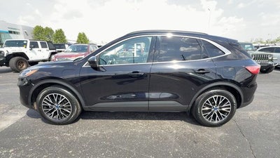 2022 Ford Escape Plug-In Hybrid Titanium