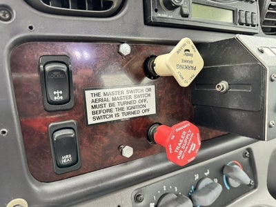 2007 Freightliner M2 BOOM TRUCK