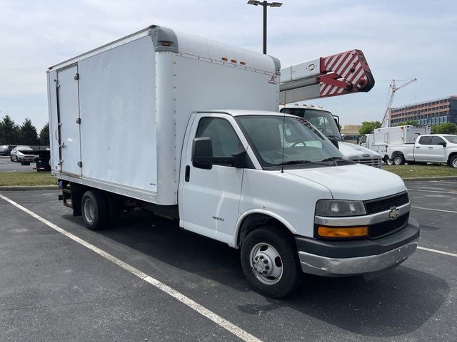 2014 Chevrolet Express 4500 Base Cutaway