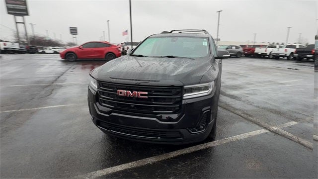 2021 GMC Acadia SLT