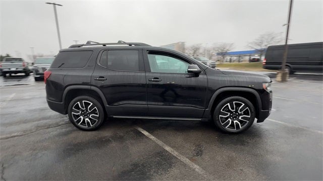 2021 GMC Acadia SLT