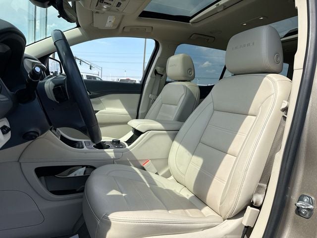 2022 GMC Acadia Denali