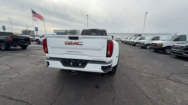 2022 GMC Sierra 3500HD Denali