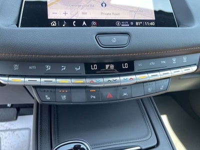 2023 Cadillac XT4 Premium Luxury