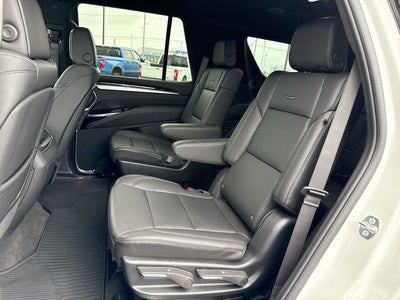 2025 Cadillac Escalade Luxury