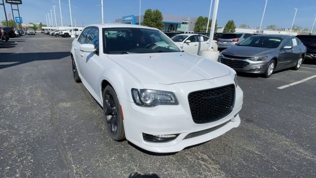 2022 Chrysler 300 Touring