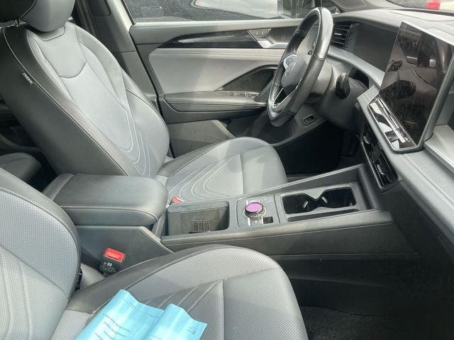 2025 Volkswagen Tiguan 2.0T SE R-Line Black