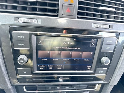 2019 Volkswagen Golf Base