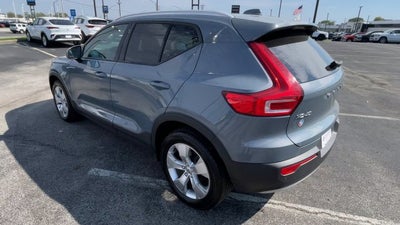 2021 Volvo XC40 Momentum