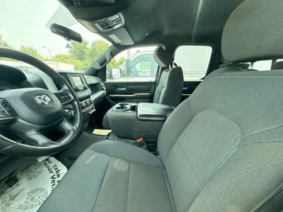 2024 RAM 1500 Tradesman Quad Cab 4x4 6'4" Box