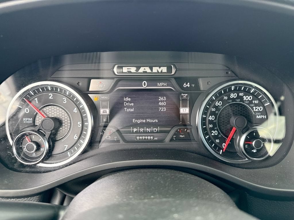 2023 RAM 1500 Laramie Crew Cab 4x4 5'7" Box