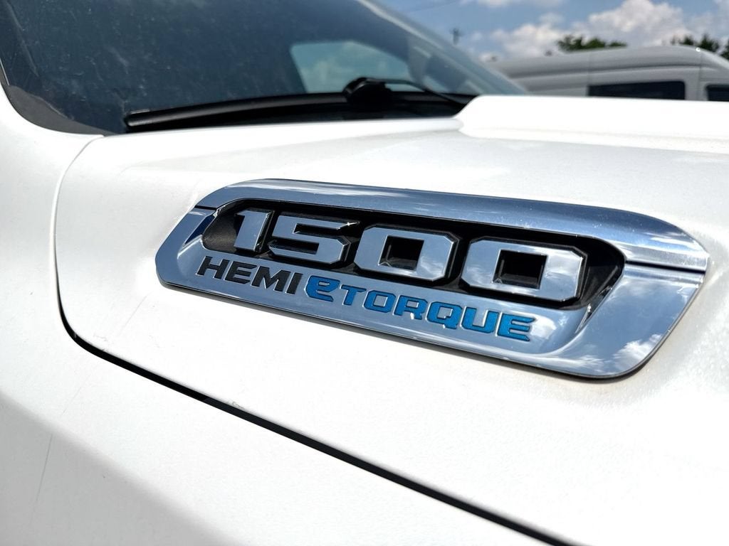 2021 RAM 1500 Laramie Crew Cab 4x4 5'7" Box
