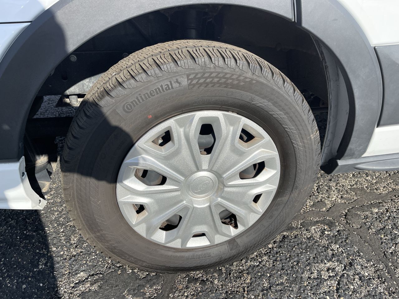 2024 Ford Transit Passenger Wagon XL