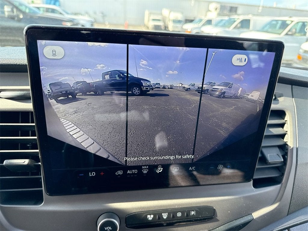 2022 Ford Transit Passenger Wagon XL