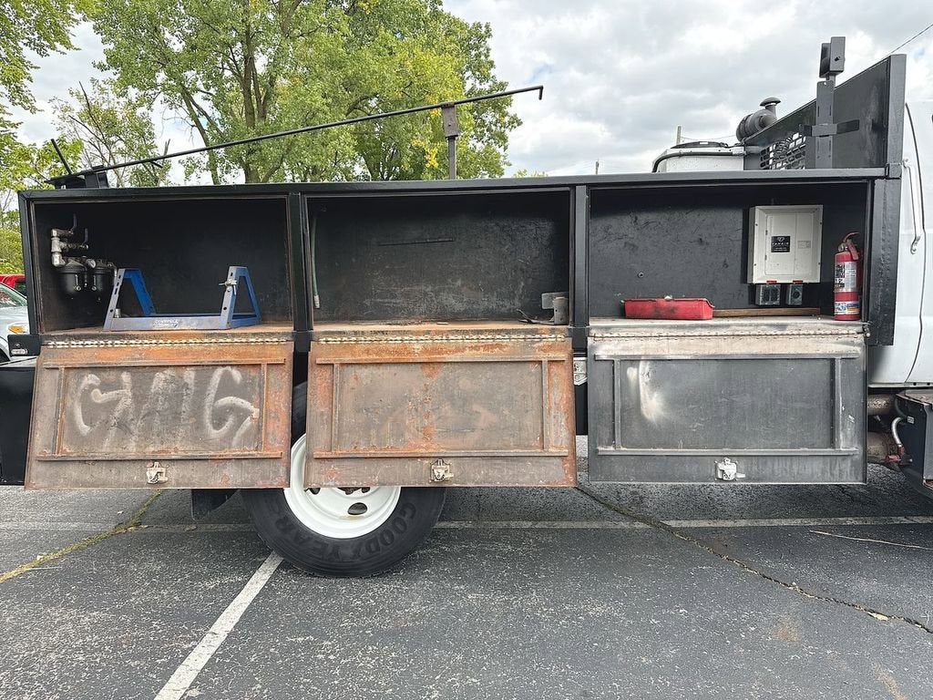 2021 Ford F-750 Straight Frame Base