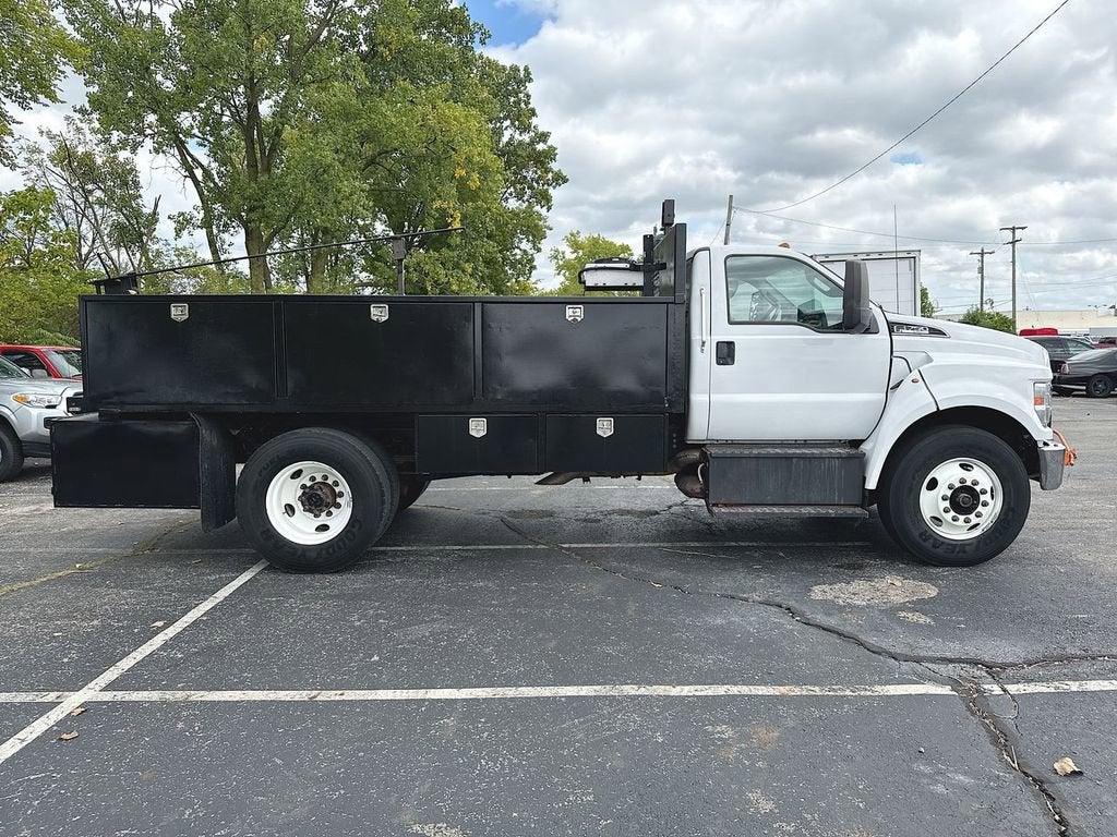 2021 Ford F-750 Straight Frame Base