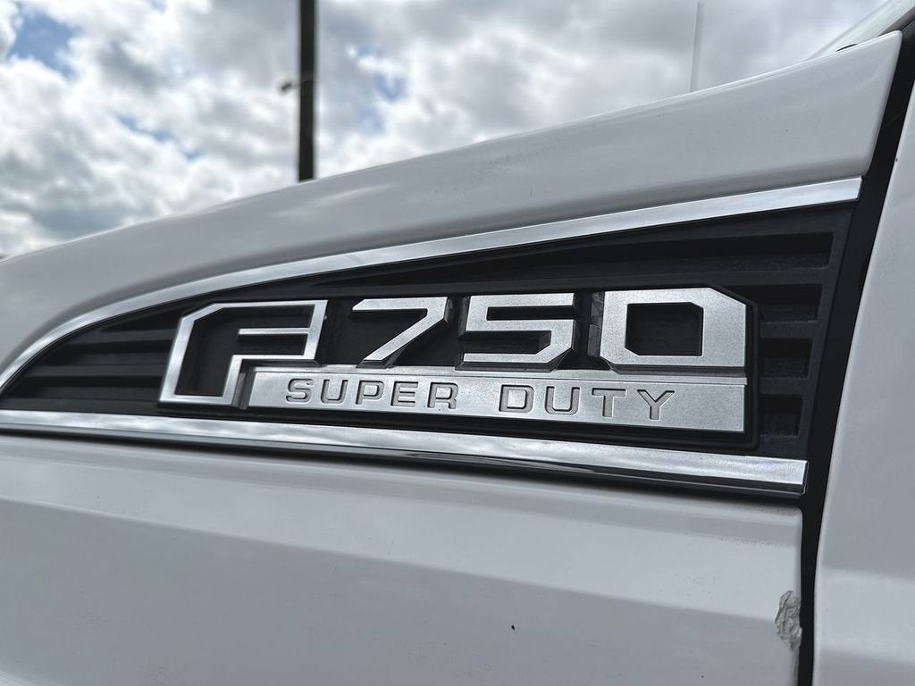 2021 Ford F-750 Straight Frame Base