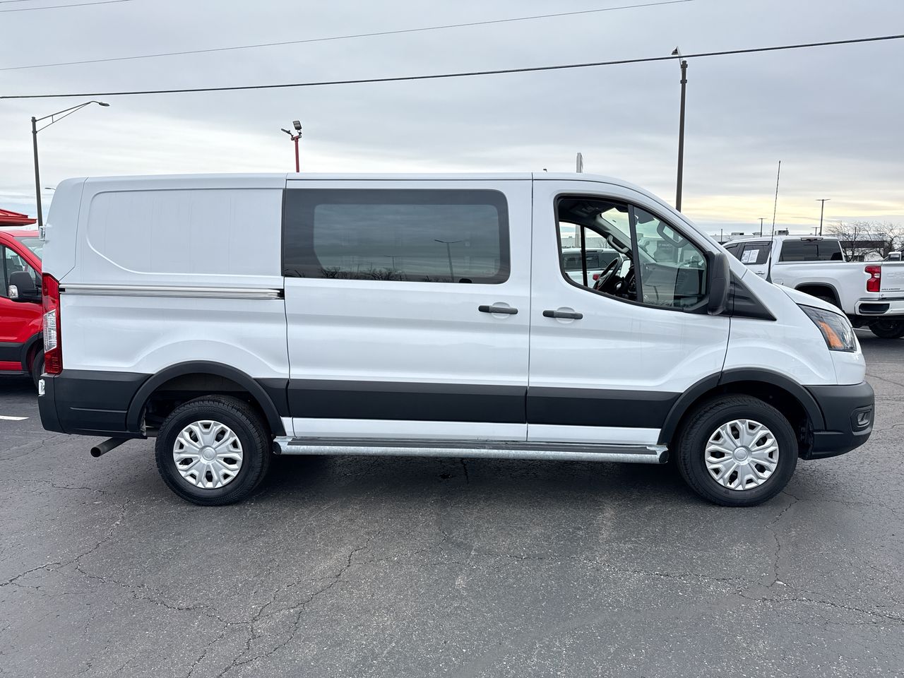 2024 Ford Transit Cargo Van T-250 130" Low Rf 9070 GVWR RWD