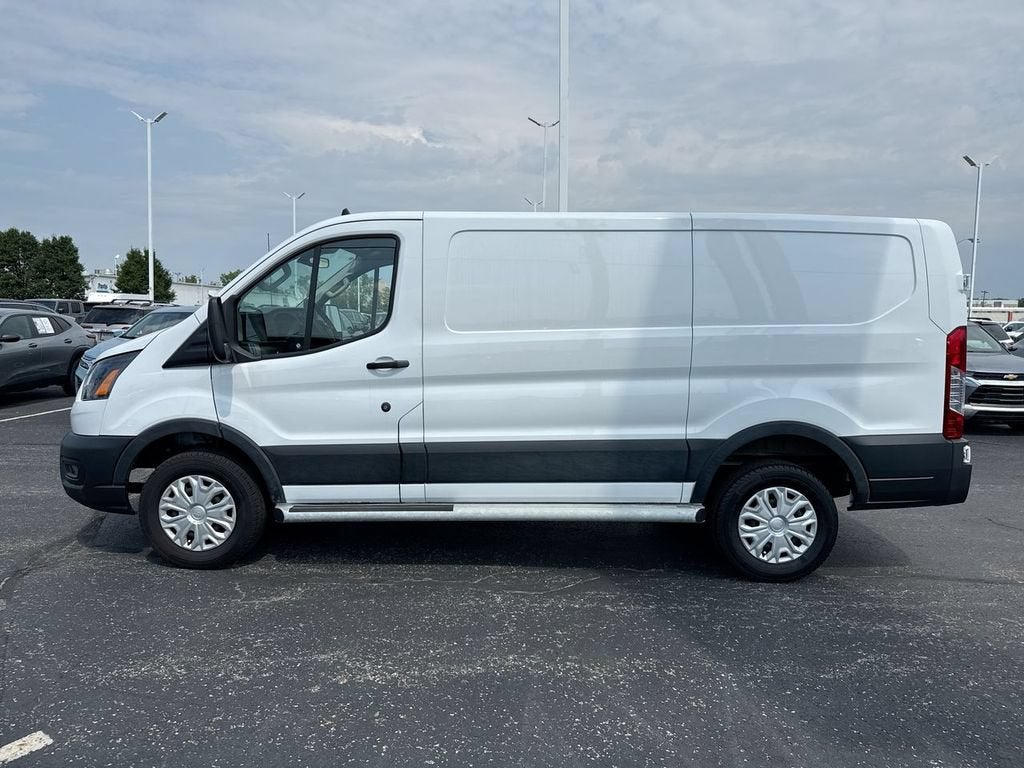 2025 Ford Transit Cargo Van T-250 130" Low Rf 9070 GVWR RWD
