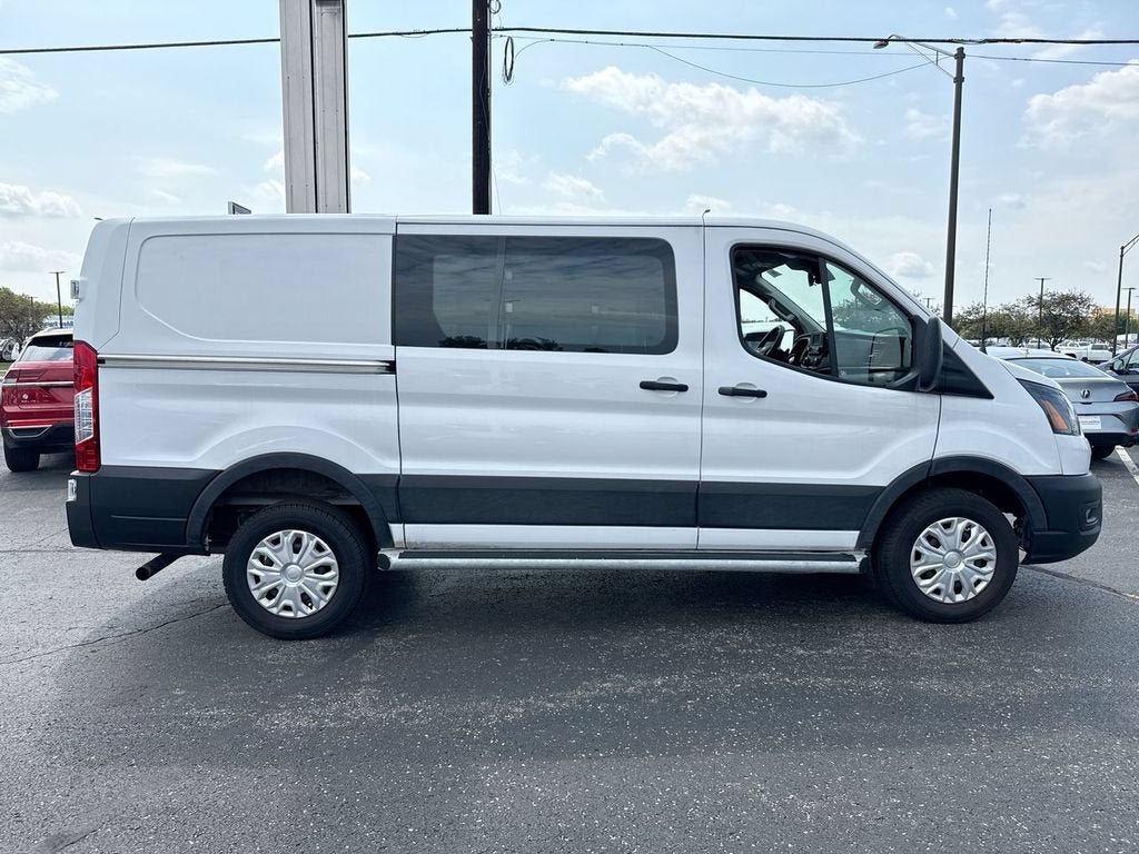 2025 Ford Transit Cargo Van T-250 130" Low Rf 9070 GVWR RWD