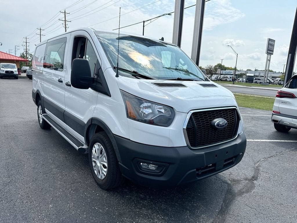 2025 Ford Transit Cargo Van T-250 130" Low Rf 9070 GVWR RWD