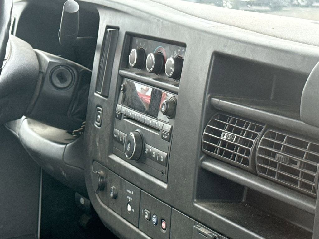 2021 Chevrolet Express Cutaway 3500 3500 Van 139